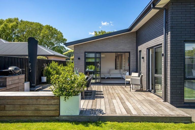 Photo of property in 31 Muirhill Street, Halswell, Christchurch, 8025