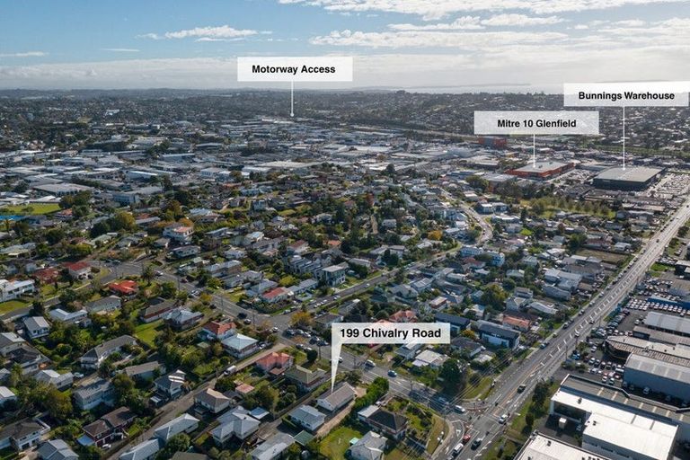 Photo of property in 199 Chivalry Road, Glenfield, Auckland, 0629