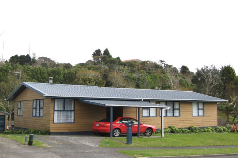 Photo of property in 15 Vancouver Place, Marfell, New Plymouth, 4310