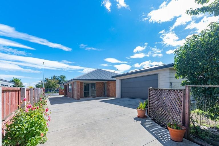 Photo of property in 72 Pages Road, Linwood, Christchurch, 8062