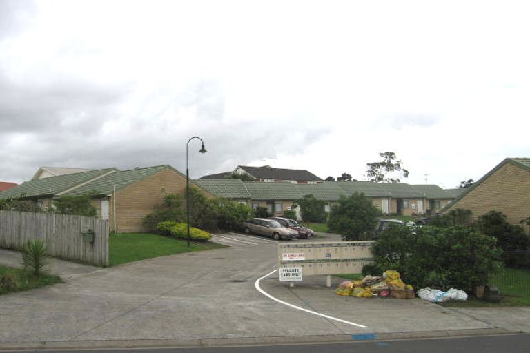 Photo of property in 21/25 Charlenne Close, Ranui, Auckland, 0612
