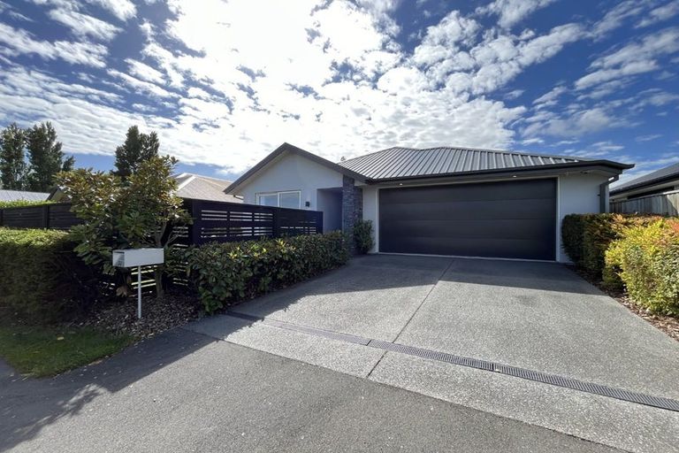 Photo of property in 30 Bronco Drive, Aidanfield, Christchurch, 8025