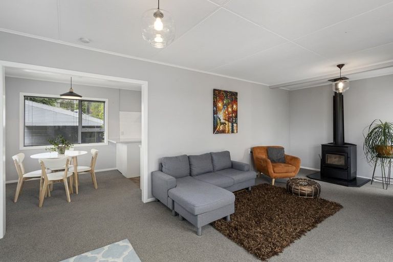 Photo of property in 66 Huatoki Street, Vogeltown, New Plymouth, 4310