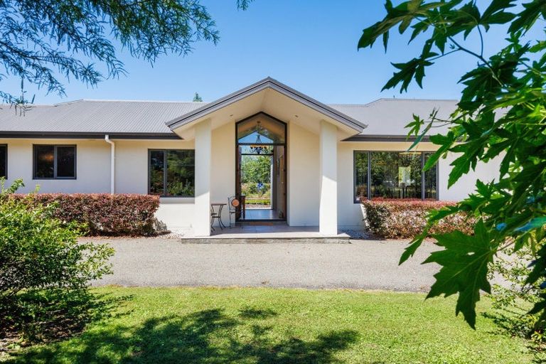 Photo of property in 572 Taonui Road, Colyton, Feilding, 4775