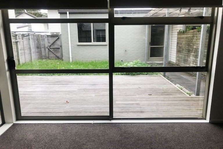 Photo of property in 22 Reins Road, Takanini, 2112