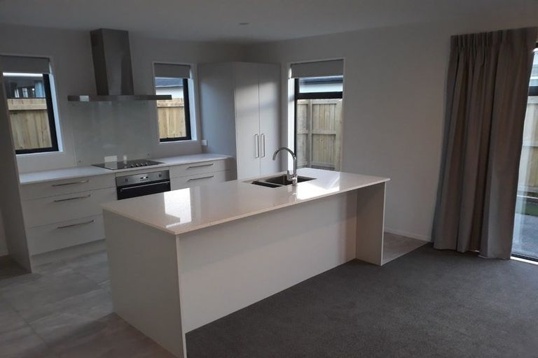 Photo of property in 11 Romney Drive, Belfast, Christchurch, 8051