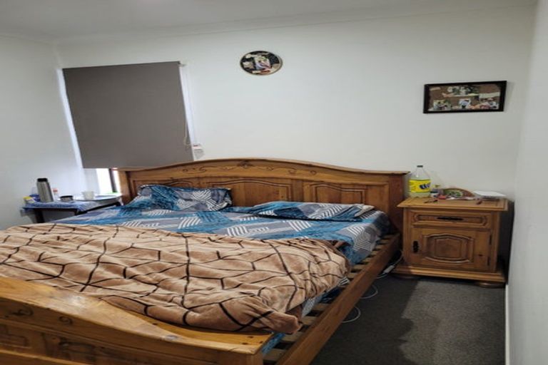 Photo of property in 48a Nikau Street, New Lynn, Auckland, 0600