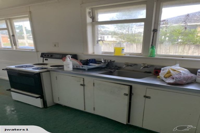 Photo of property in 44 Te Puea Avenue, Meremere, Mercer, 2474