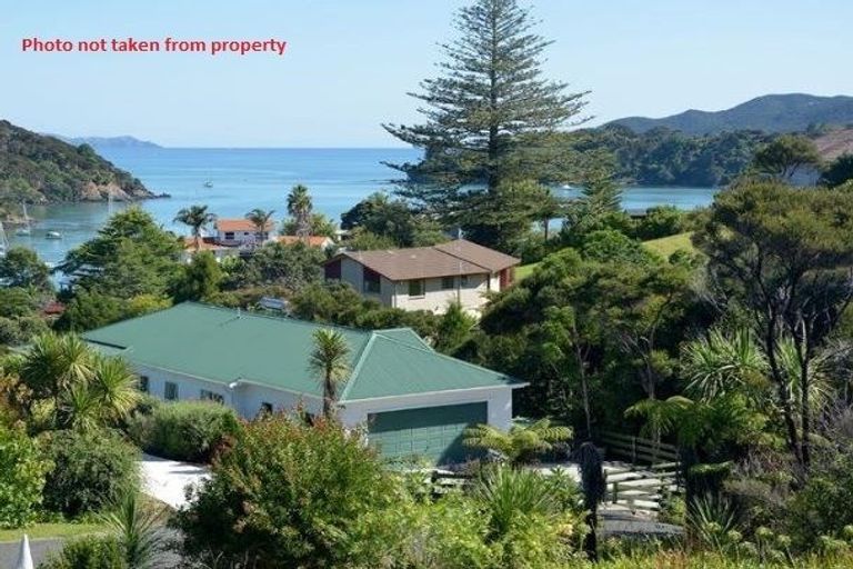Photo of property in 16 Ranginui Road, Welcome Bay, Tauranga, 3112