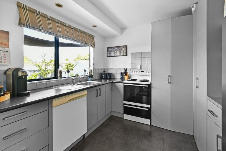 Photo of property in 44 Hooper Avenue, Pukekohe, 2120