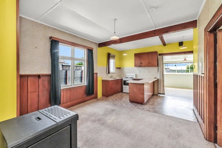 Photo of property in 43 Selwyn Street, Leeston, 7632