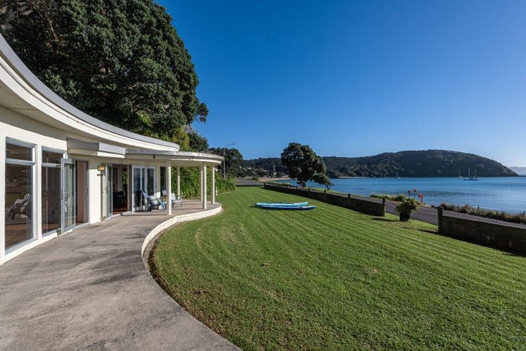 Photo of property in 151 Long Beach Road, Russell, 0202