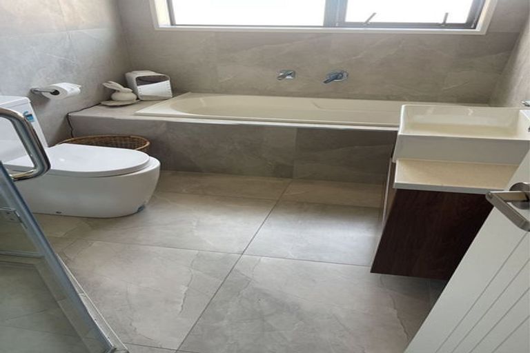 Photo of property in 9 Benjamin Place, Clevedon, 2582