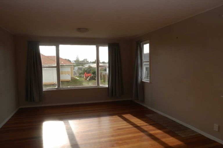 Photo of property in 30 Michael Road, Paraparaumu Beach, Paraparaumu, 5032