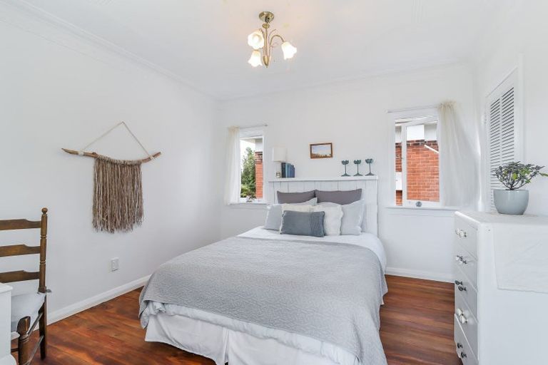 Photo of property in 43 Duckworth Street, Andersons Bay, Dunedin, 9013