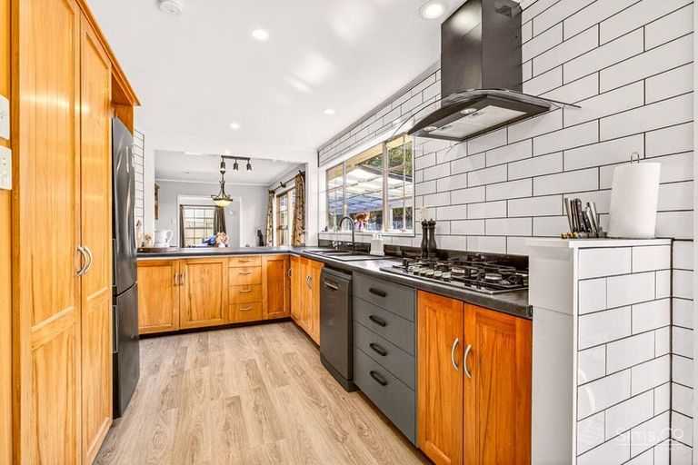 Photo of property in 1a Brassey Road, Saint Johns Hill, Whanganui, 4500