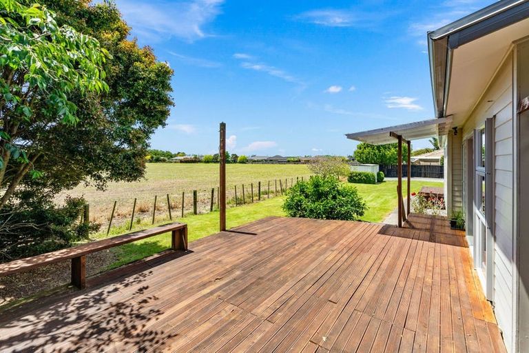 Photo of property in 15 Lowburn Avenue, Waipu, 0510