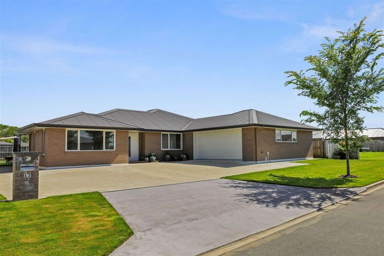 Photo of property in 43 Huka Heights Drive, Rangatira Park, Taupo, 3330