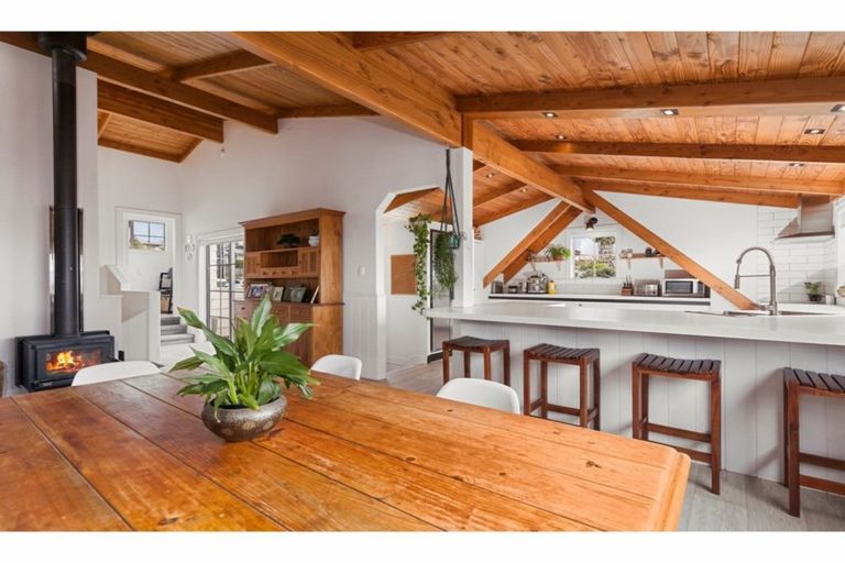 Photo of property in 20 Snells Beach Road, Snells Beach, 0920