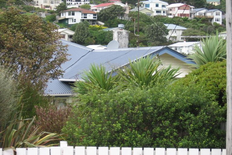 Photo of property in 49 Eden Street, Island Bay, Wellington, 6023