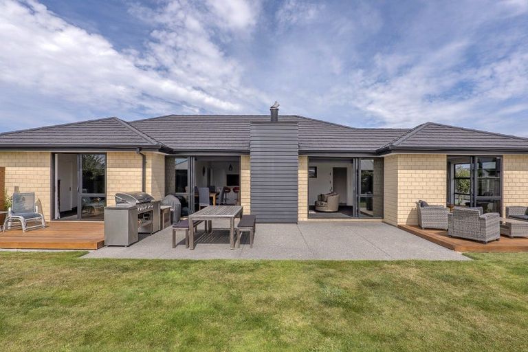 Photo of property in 52 Shadbolt Lane, Rolleston, 7614