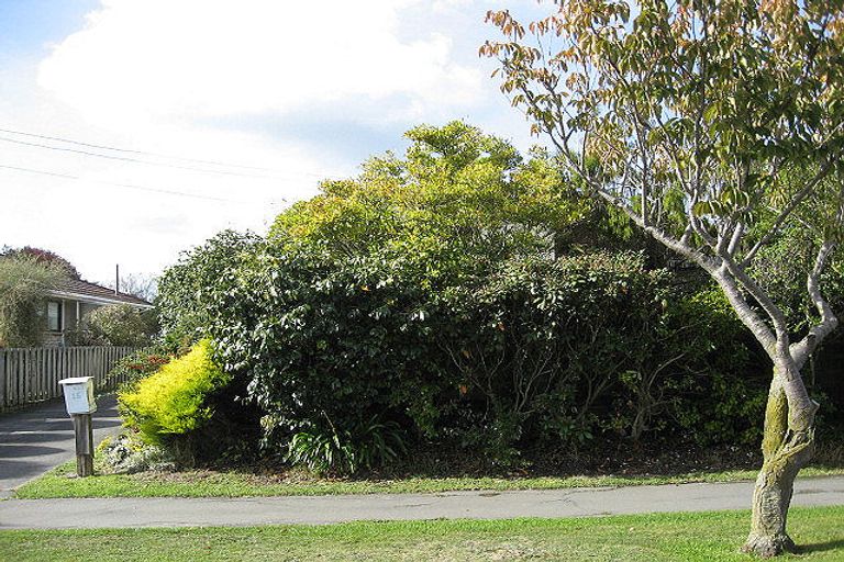 Photo of property in 16 Hounslow Street, Ilam, Christchurch, 8041