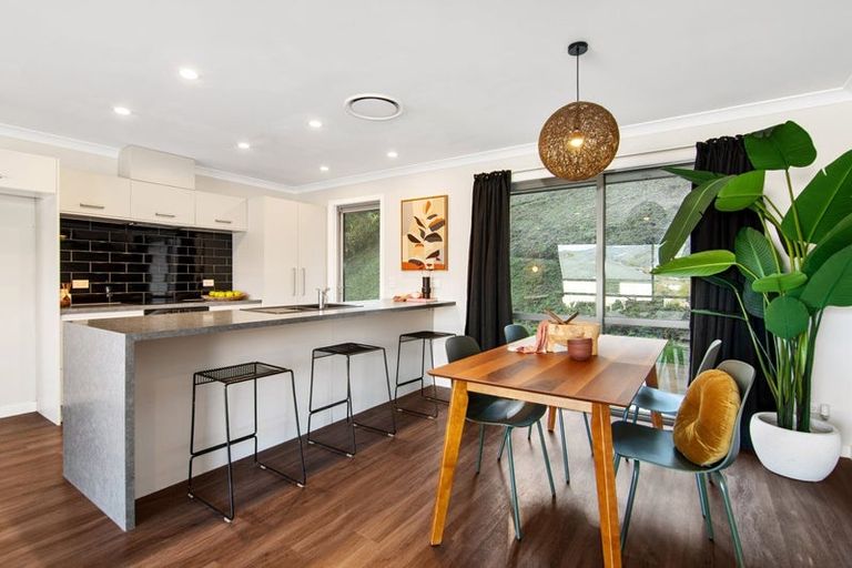 Photo of property in 27 Valley Heights Road, Beachville, Nelson, 7010