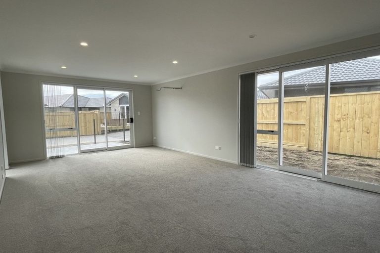 Photo of property in 61 Hills View Drive, Papamoa, 3118