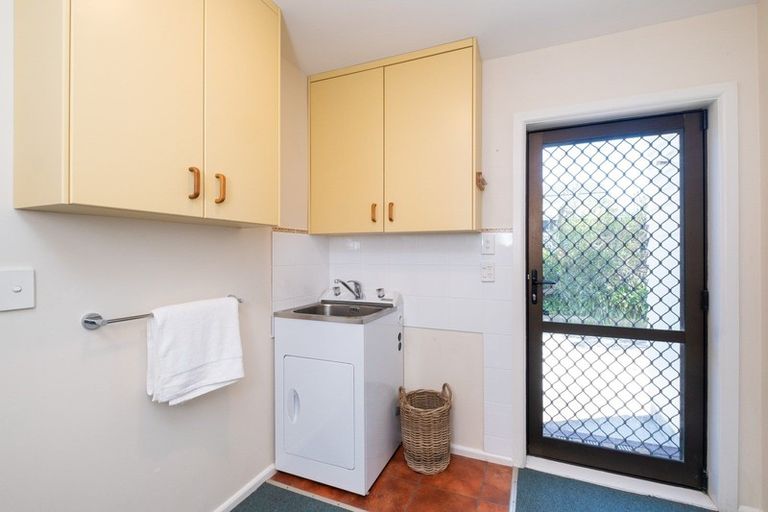 Photo of property in 71 The Esplanade, Westshore, Napier, 4110
