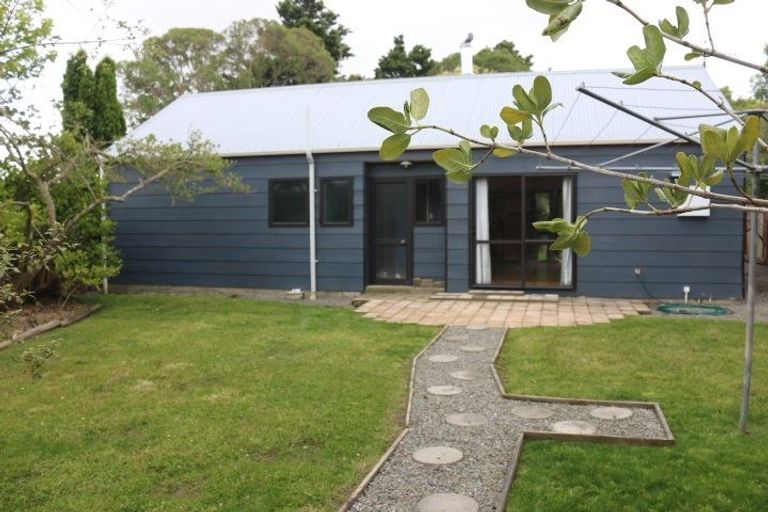 Photo of property in 64 Summerhill Drive, Fitzherbert, Palmerston North, 4410