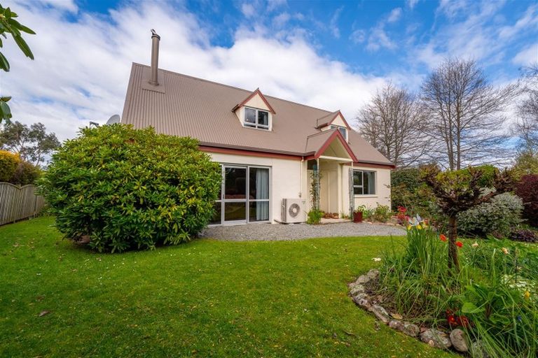 Photo of property in 99 Cox Street, Geraldine, 7930