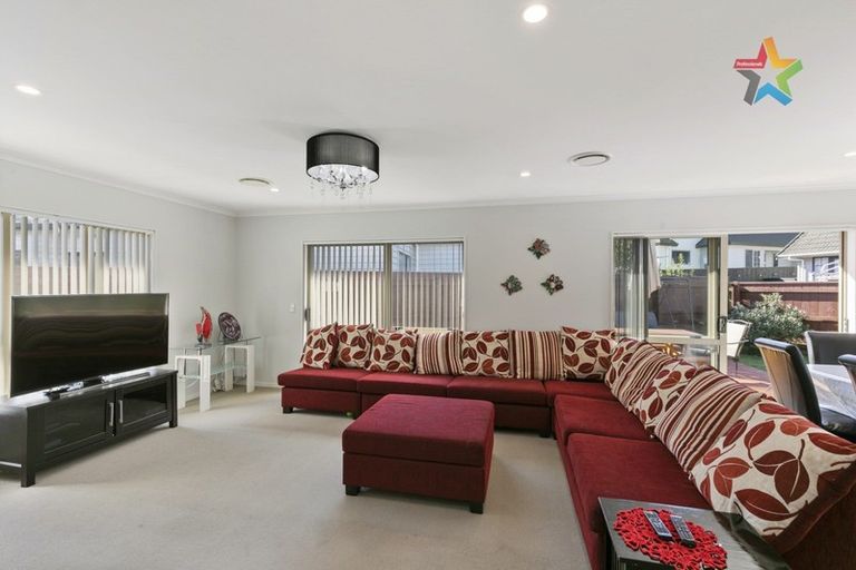 Photo of property in 8 Sun Valley Way, Wainuiomata, Lower Hutt, 5014