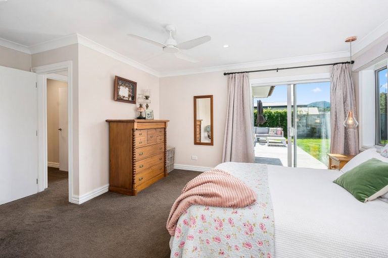 Photo of property in 61 Montgomery Crescent, Kinloch, Taupo, 3377