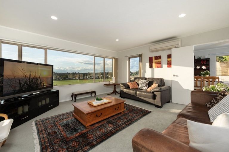 Photo of property in 2 Worsley Way, Bellevue, Tauranga, 3110