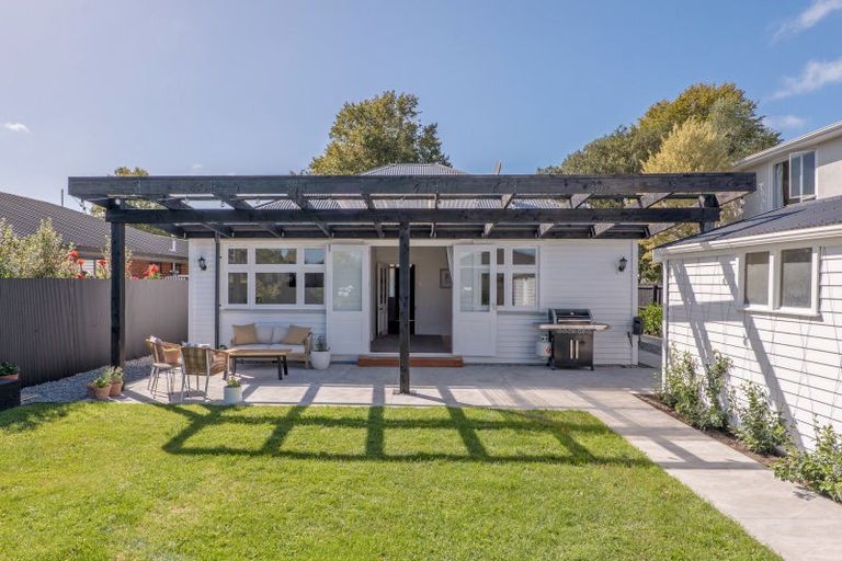 Photo of property in 5 Ayers Street, Rangiora, 7400