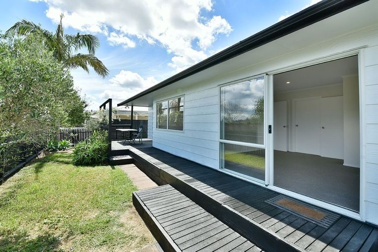 Photo of property in 11b Springs Road, Parakai, 0830