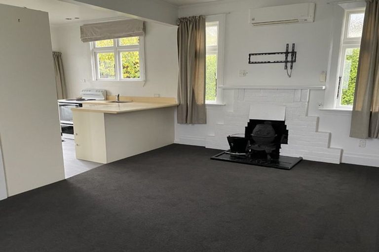 Photo of property in 236 Kaikorai Valley Road, Bradford, Dunedin, 9011