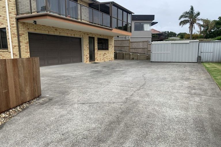 Photo of property in 2a Castleton Drive, Howick, Auckland, 2014