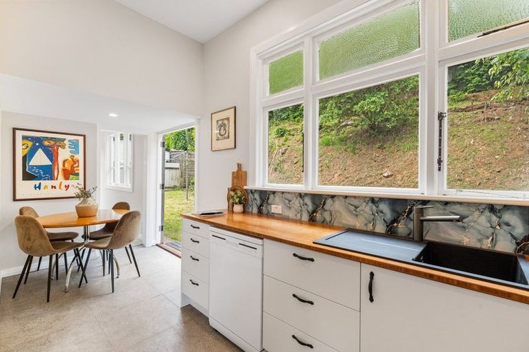 Photo of property in 95 Glen Road, The Glen, Dunedin, 9011