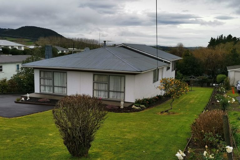 Photo of property in 15 Bickerstaffe Road, Maungaturoto, 0520