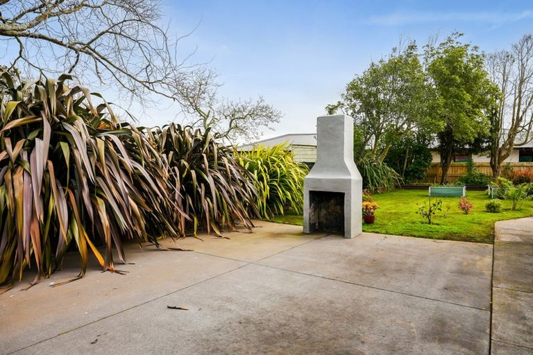 Photo of property in 79 Argyle Street, Hawera, 4610