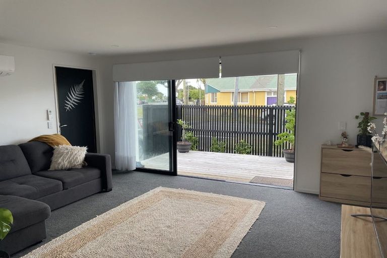 Photo of property in 1/130 Olliviers Road, Phillipstown, Christchurch, 8011