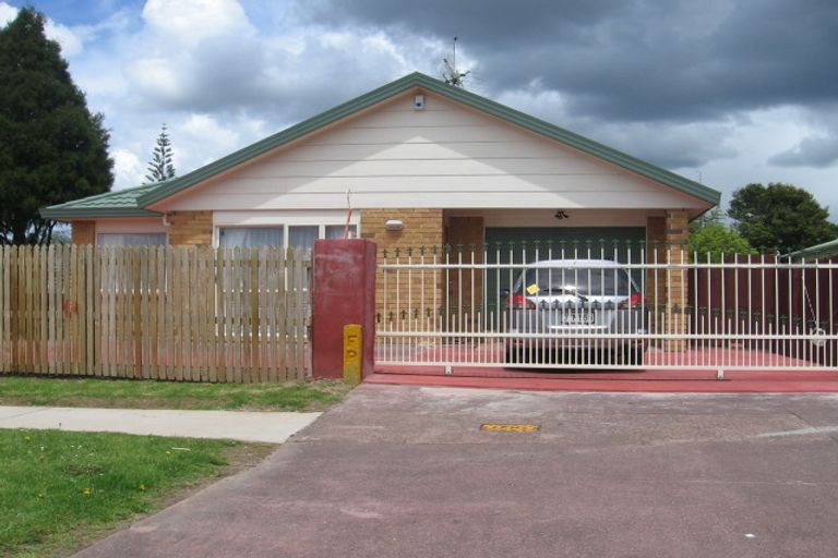 Photo of property in 92 Pah Road, Papatoetoe, Auckland, 2025