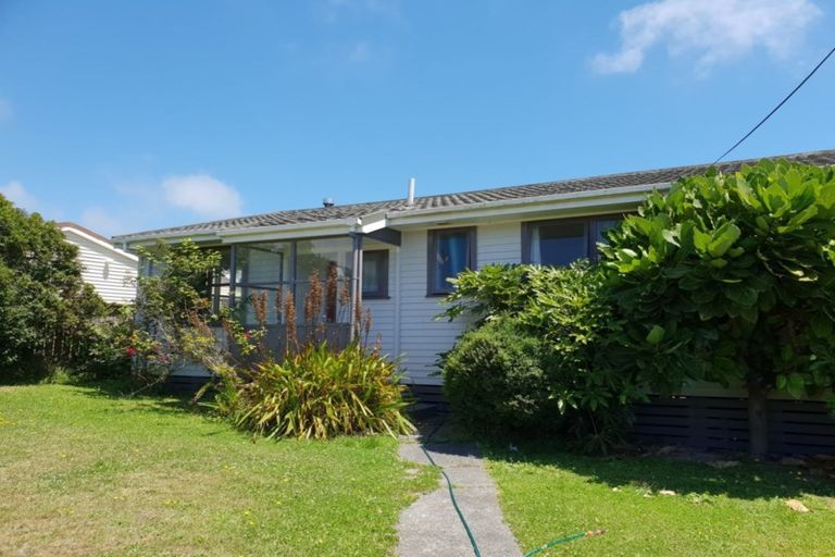Photo of property in 31 Matatiro Street, Titahi Bay, Porirua, 5022