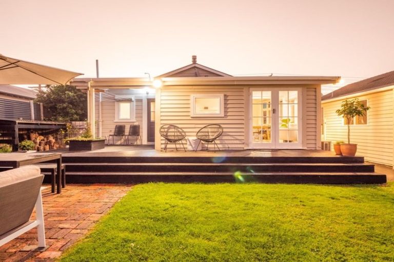 Photo of property in 167 Surrey Street, Saint Clair, Dunedin, 9012