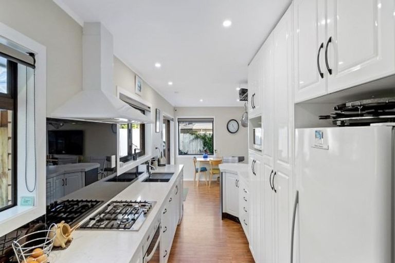 Photo of property in 20b Kiriwai Place, Matua, Tauranga, 3110