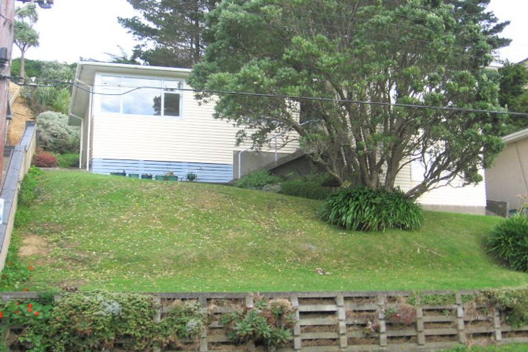 Photo of property in 34 Arapiko Street, Johnsonville, Wellington, 6037
