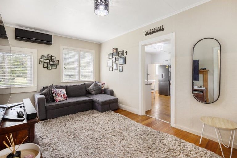 Photo of property in 415 Welcome Bay Road, Welcome Bay, Tauranga, 3175