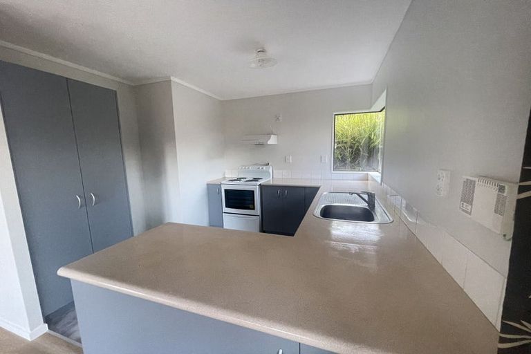 Photo of property in 63a Harmel Road, Glendene, Auckland, 0602