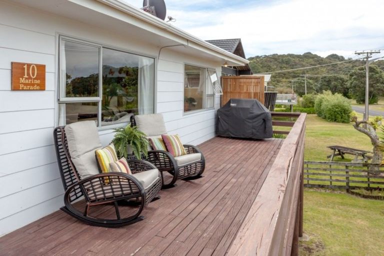 Photo of property in 10 Marine Parade, Cooks Beach, Whitianga, 3591